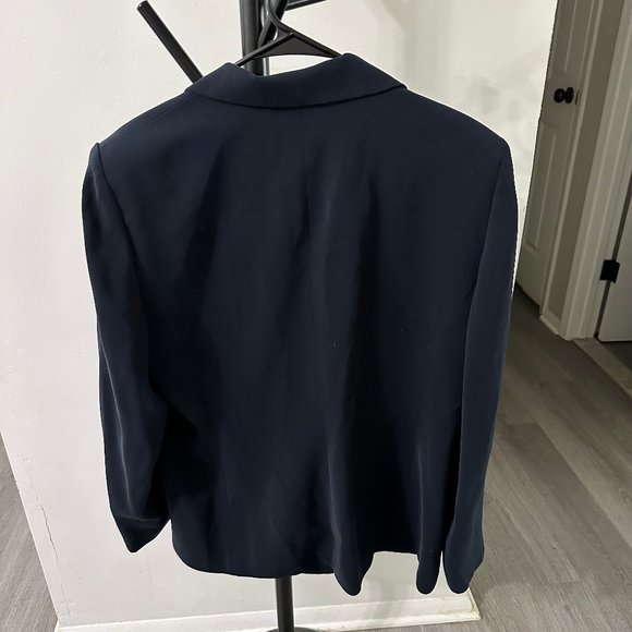 Kasper Black Blazer - Picture 2 of 3